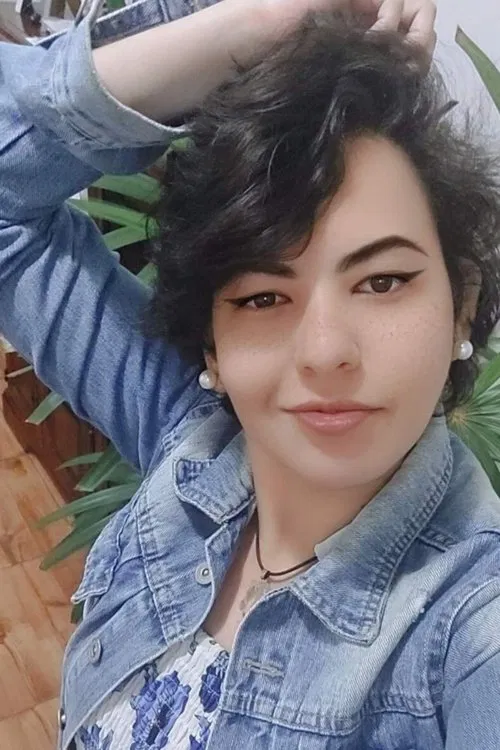 Bella Oliveira profile picture