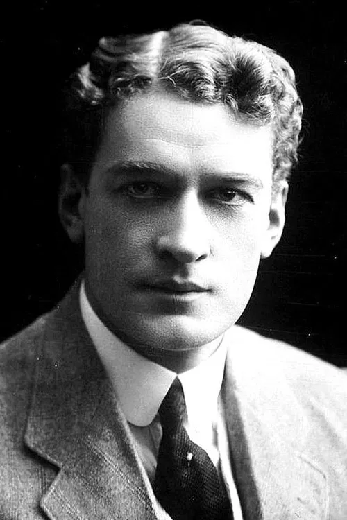 Bertram Wallis profile picture