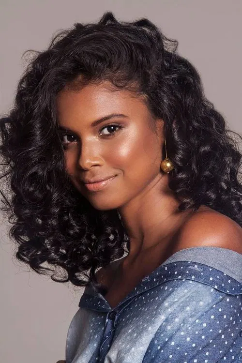 Aline Dias profile picture