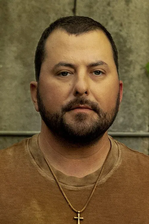 Tyler Farr profile picture
