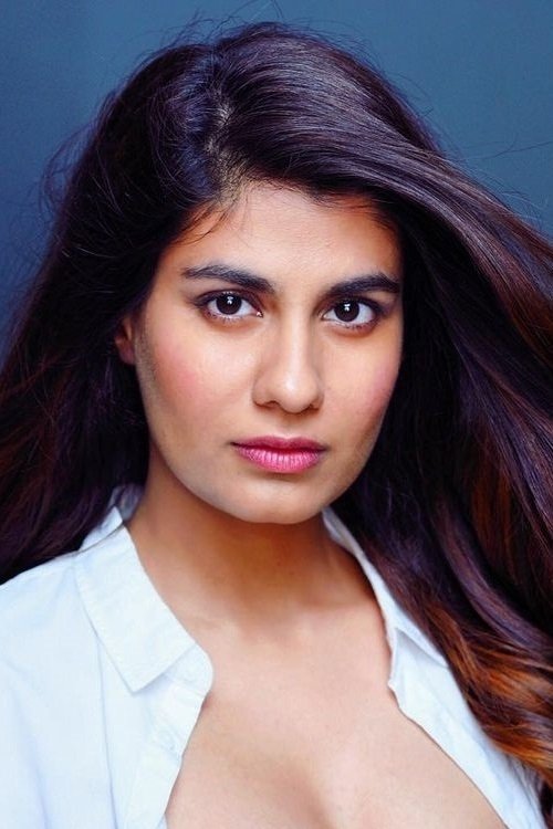 Shreya Dhanwanthary profile picture