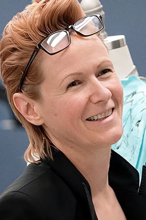 Amy Bond profile picture