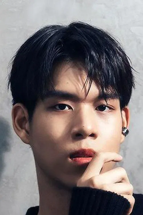 Bom Panupong Janchai profile picture