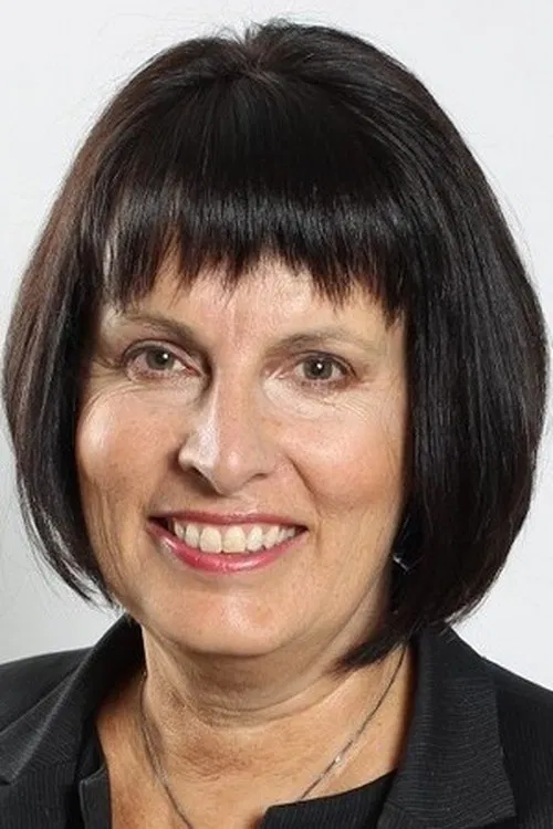 Jennifer Hewett profile picture
