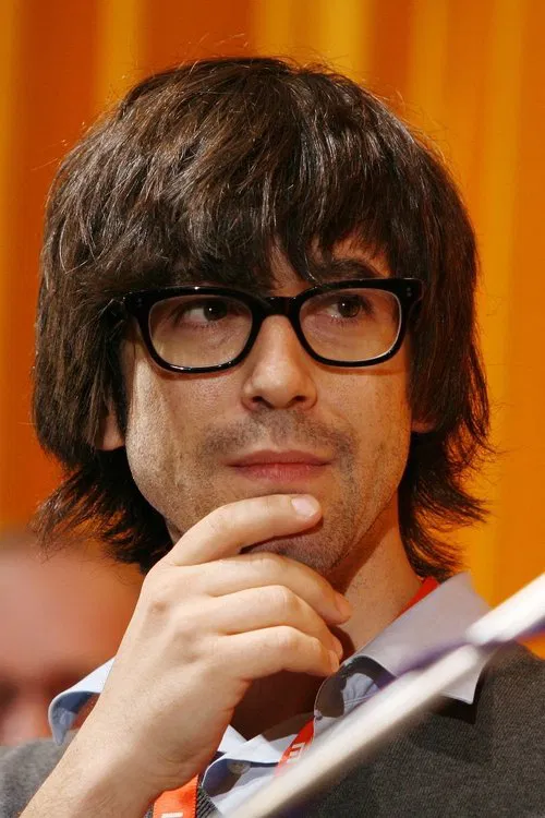 Luis Piedrahita profile picture