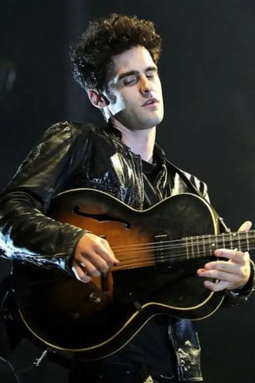 Robert Levon Been profile picture