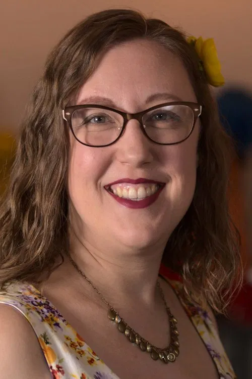 Betsy Falk profile picture