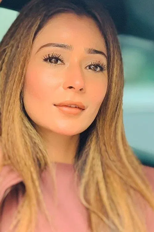 Sara Khan profile picture