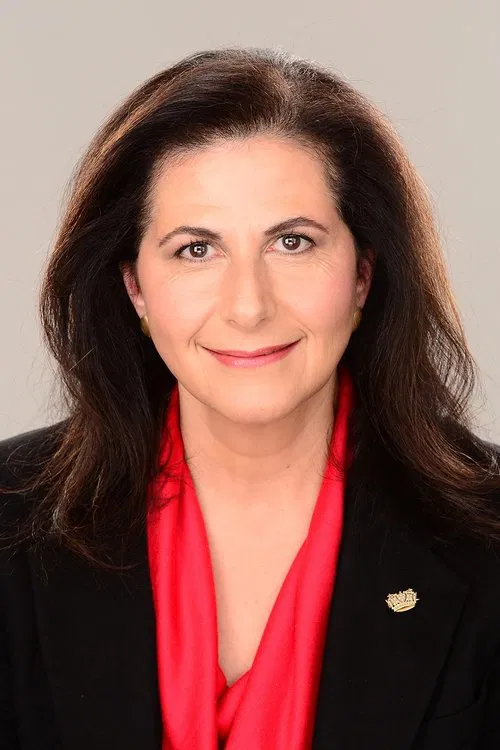 Foto de perfil de Concetta Fierravanti-Wells
