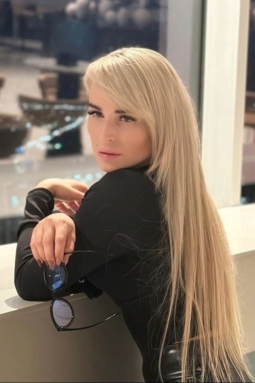 Elena Flying profile picture