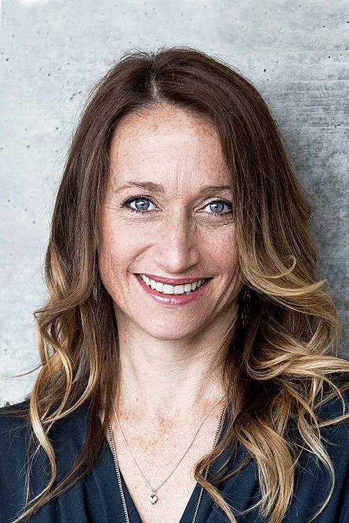 Céline Cousteau profile picture