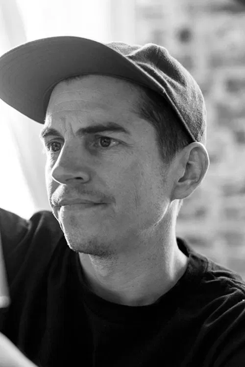 Josh Stewart profile picture