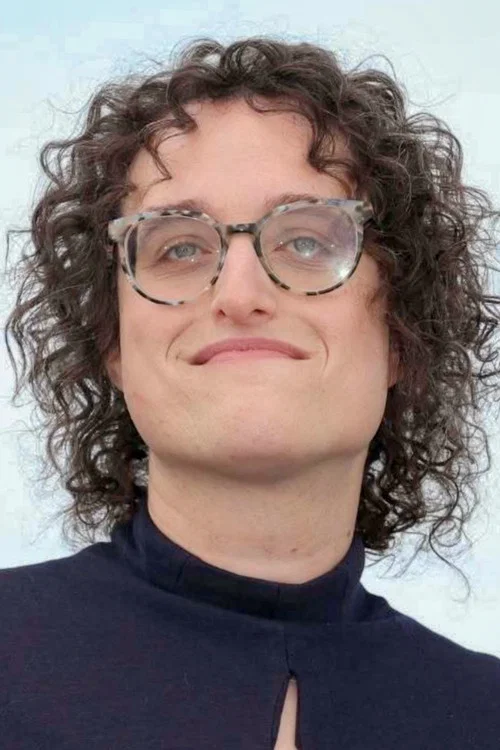 Jane Schoenbrun profile picture