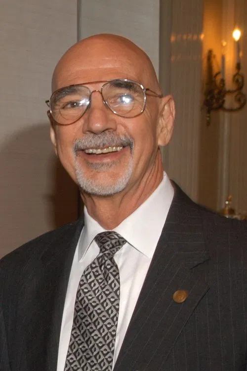 Foto de perfil de Ron Nessen