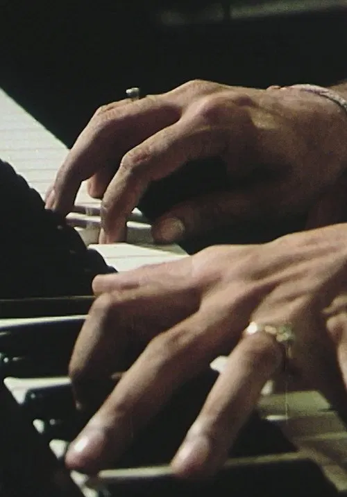 Poster do filme Lokapriya