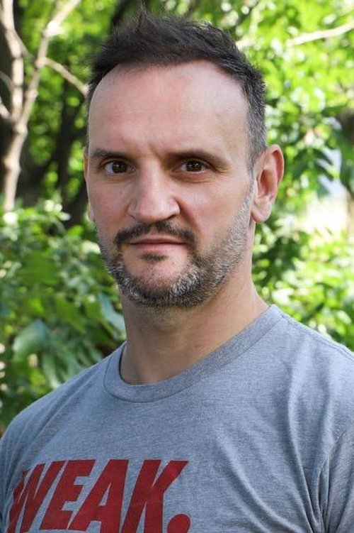 Tobias Ofenbauer profile picture