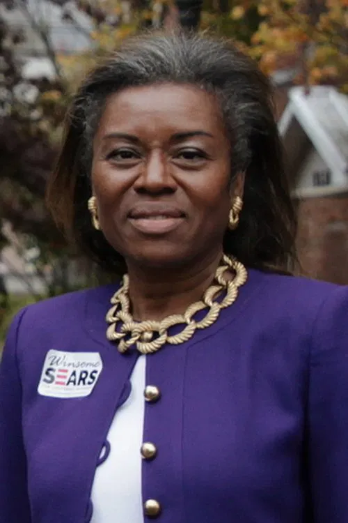Foto de perfil de Winsome Earle-Sears