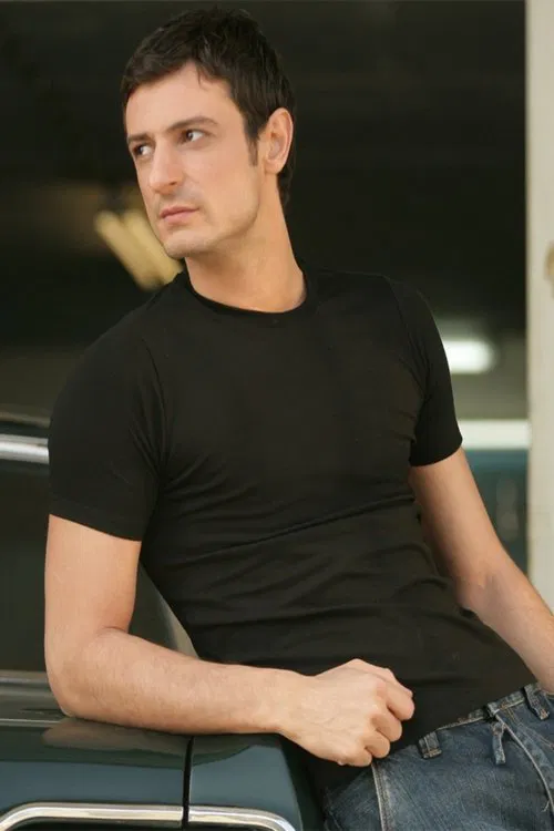 Tezhan Tezcan profile picture