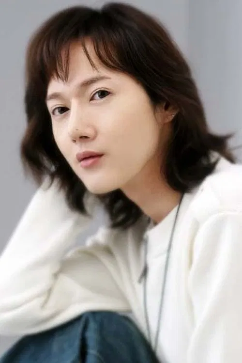 Lee Si-yeon profile picture