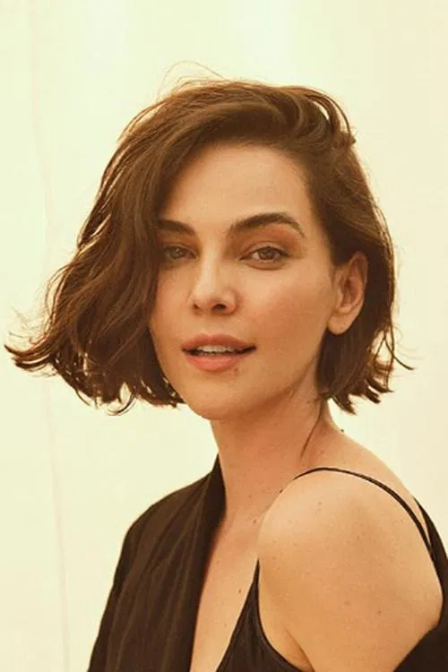 Tainá Müller profile picture
