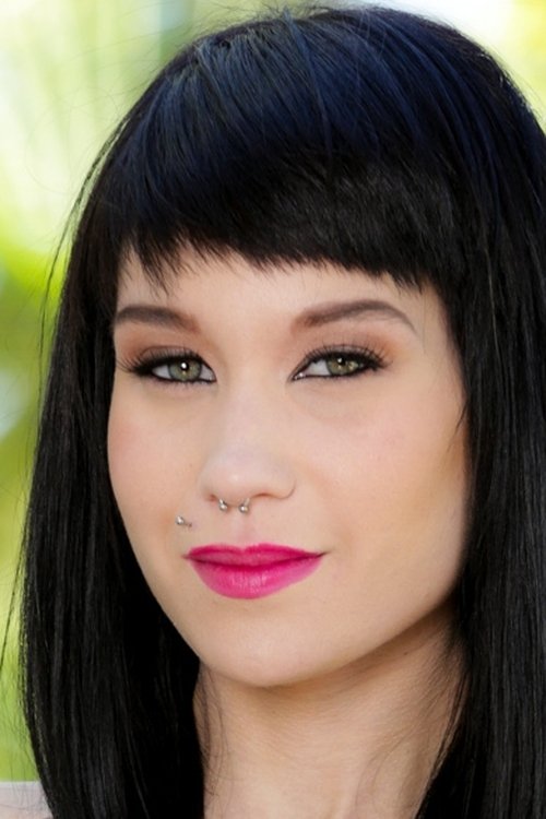 Mikaela profile picture