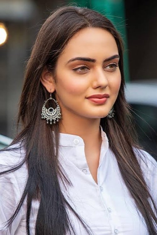 Himanshi Parashar profile picture
