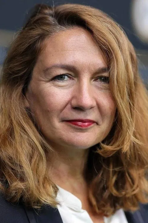 Caroline Vignal profile picture