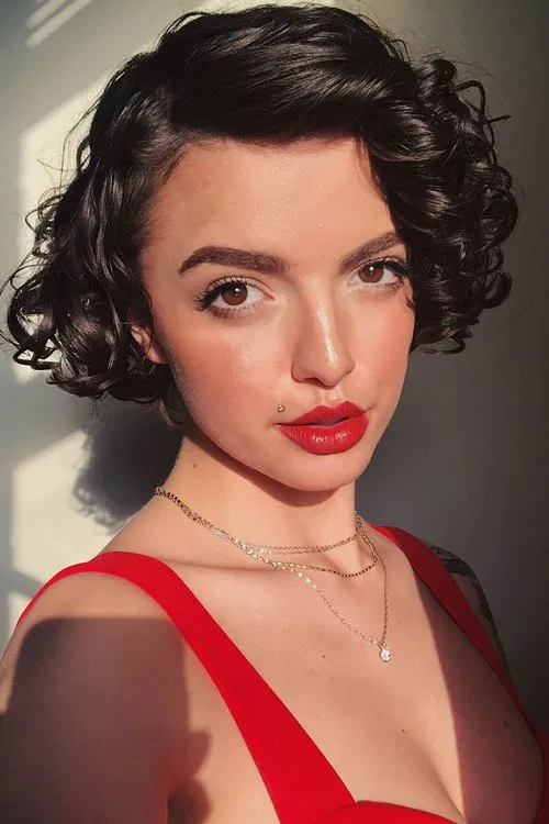 Emmaline profile picture