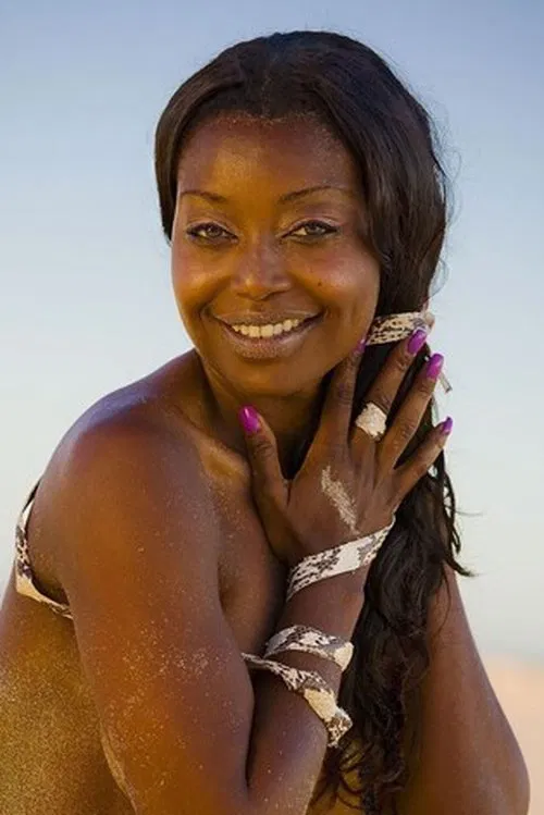 Carla Leão profile picture