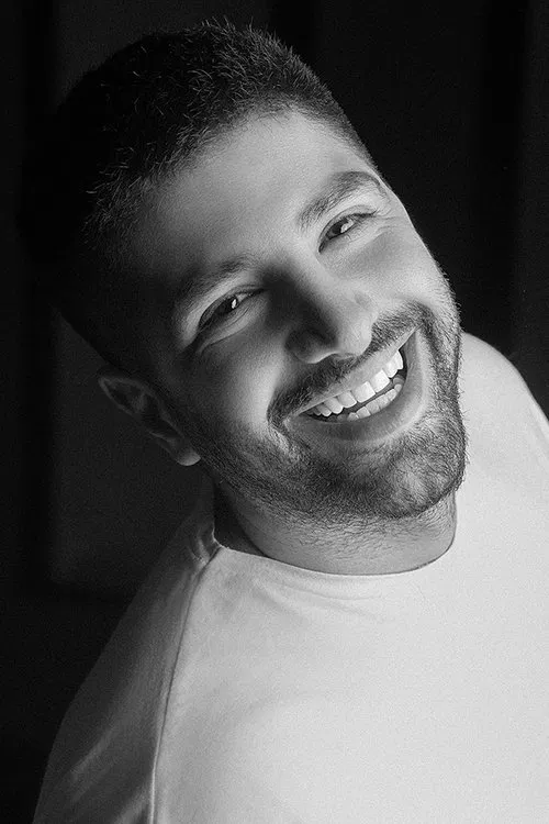 Xaniar Khosravi profile picture
