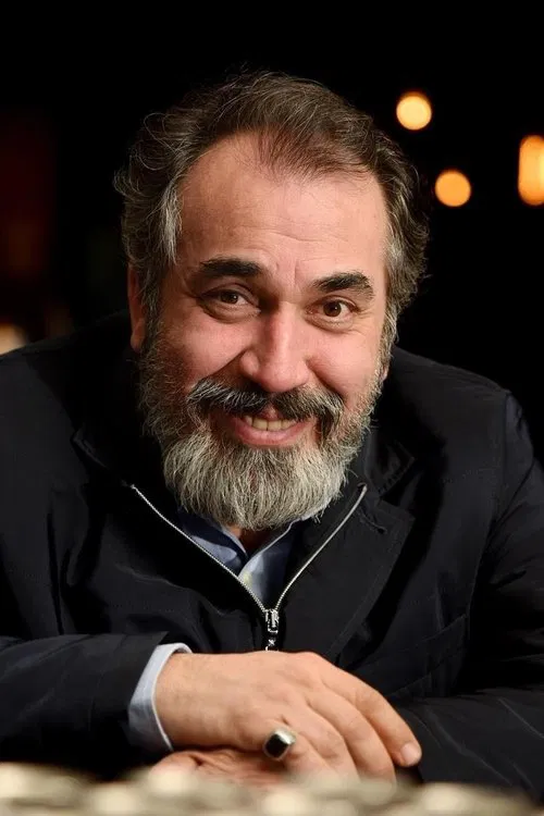 Foto de perfil de Siamak Ansari