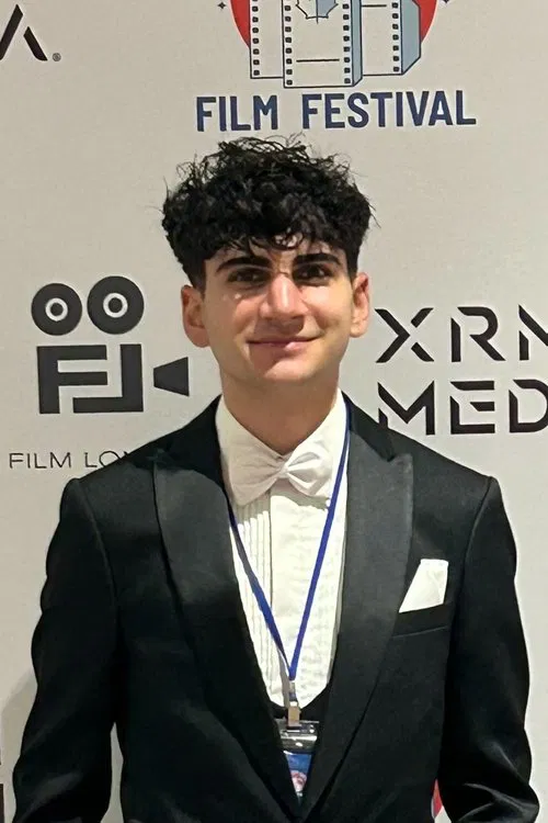Arteen Khalatbari profile picture