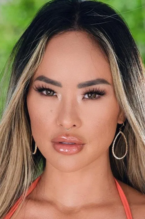 Linda Lan profile picture