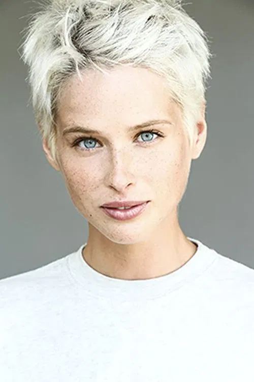Chloé François profile picture