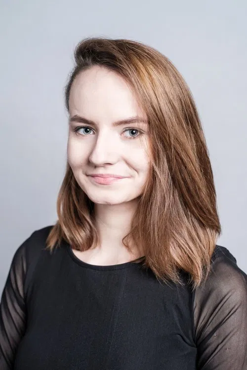 Laura Walczak profile picture
