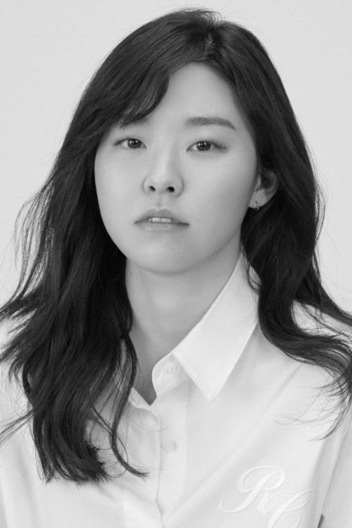 Lee Min-ji profile picture