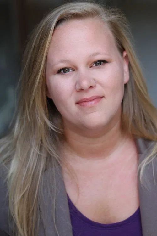 Lindsey Moser profile picture