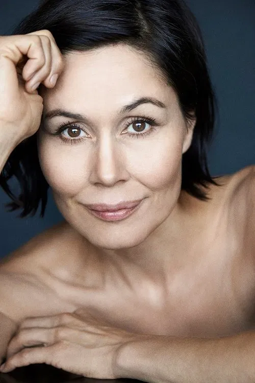 Nukâka Coster-Waldau profile picture
