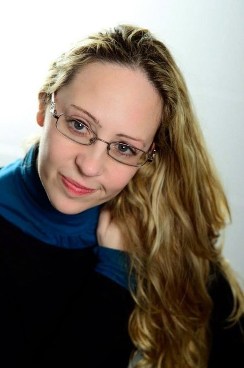 Laura Alvea profile picture