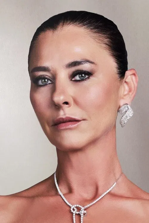 Ece Uslu profile picture