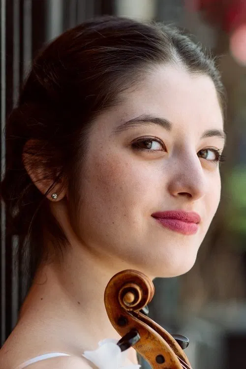 María Dueñas profile picture