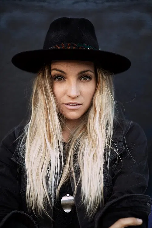 Corinne Gfeller profile picture