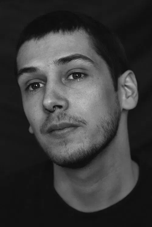 Lukas Feigelfeld profile picture