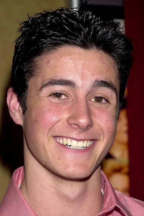 Eli Marienthal profile picture