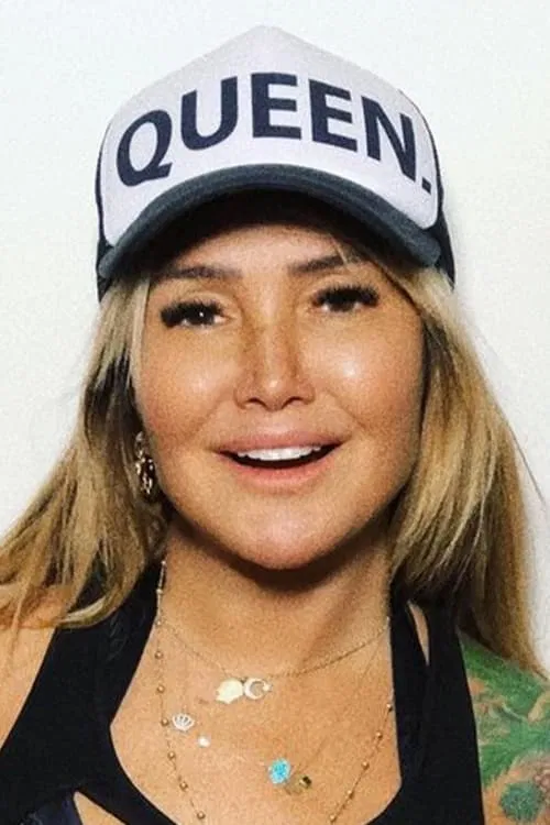 Yonca Evcimik profile picture