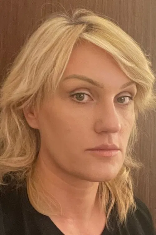 Foto de perfil de Cinzia Bomoll