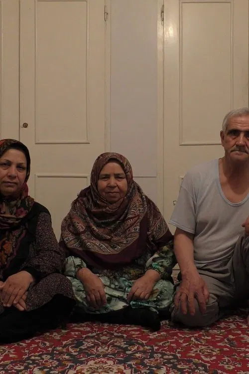 Poster do filme Family Relations