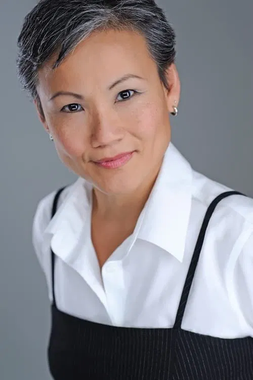Monique Holt profile picture