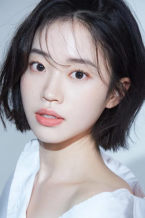 Kim Min-ji profile picture