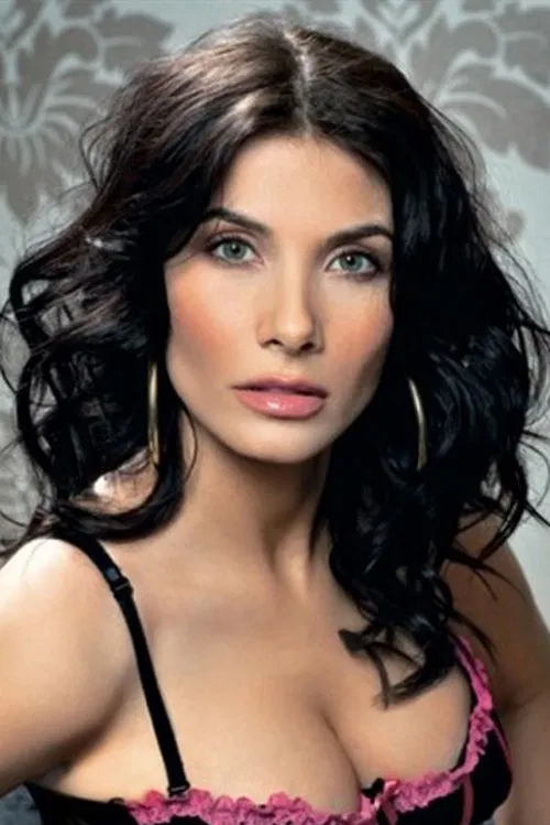 Eva Decastelo profile picture